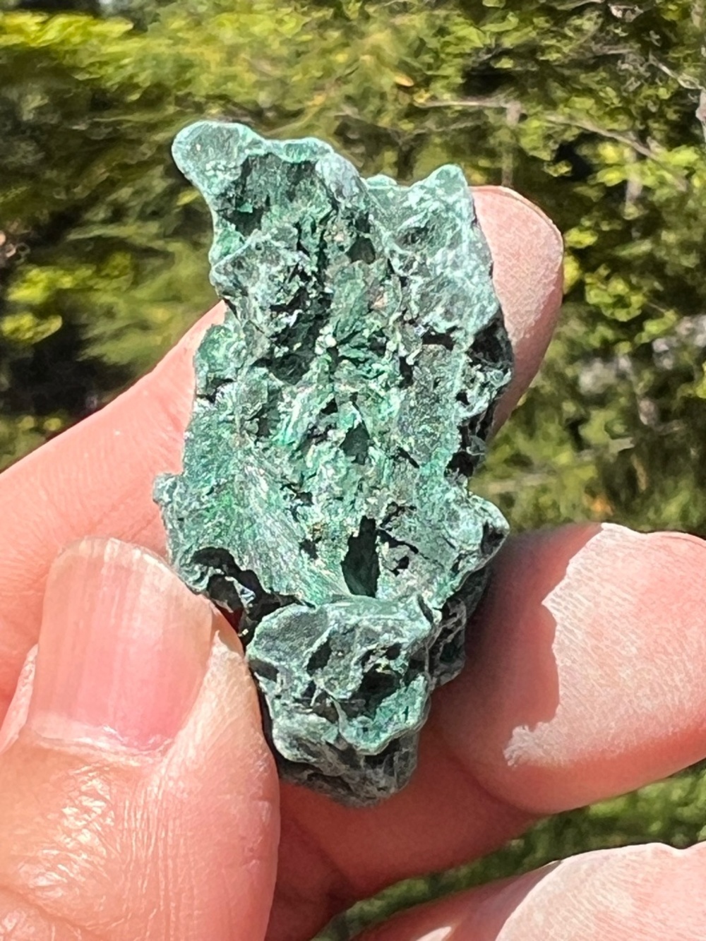 Malachite (19) specimen with stand | crystal